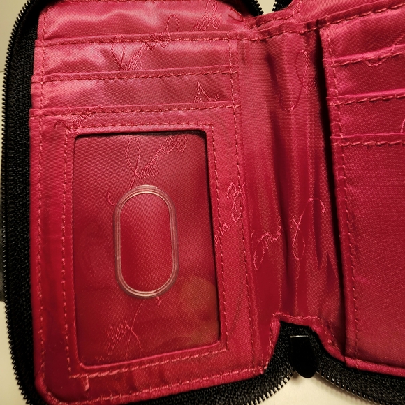 Vera Bradley Black Floral Quilted Wristlet - Picture 10 of 13